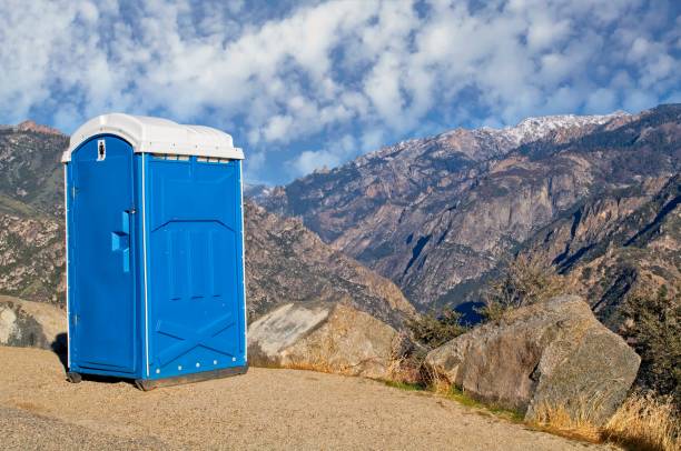 Best Handicap porta potty rental  in London, OH